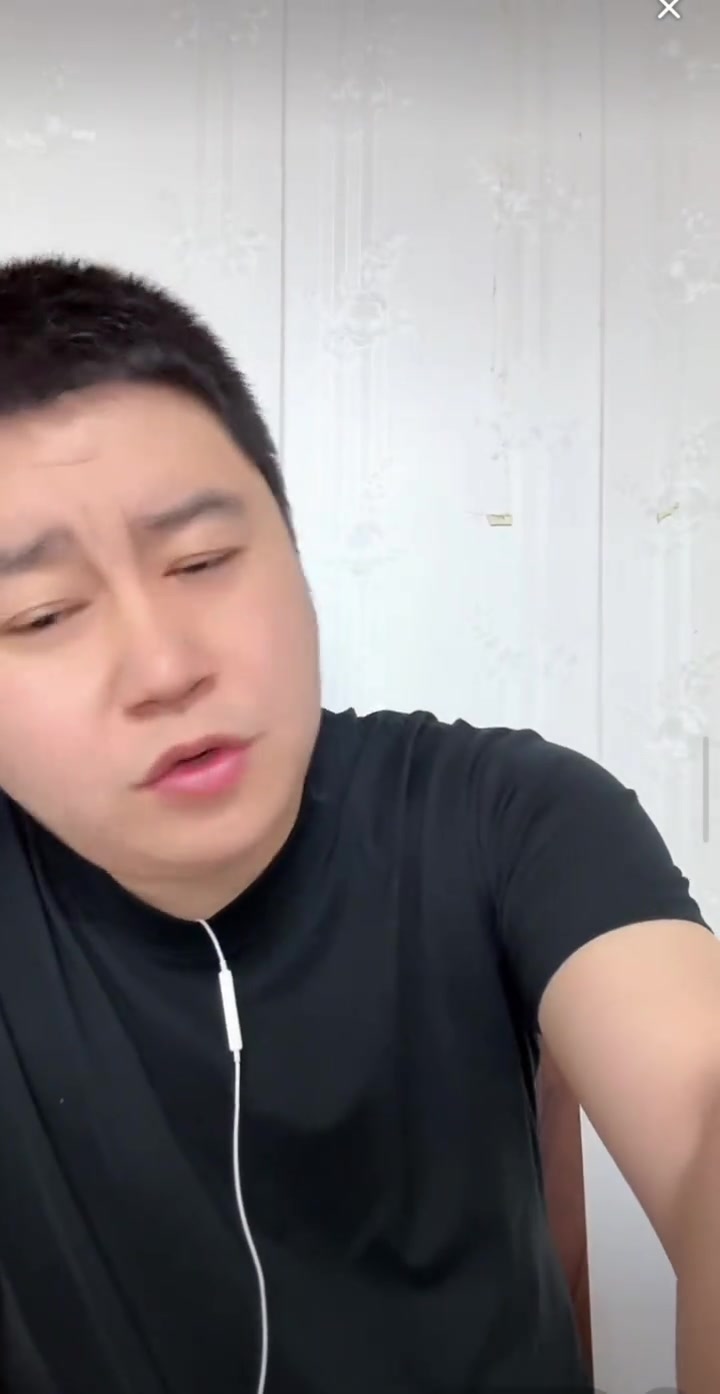 你同意嗎大史此前談哈登職業生涯的唯一缺陷選隊友眼光不行
