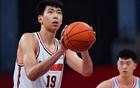 廣東U22男籃挑戰難，徐昕楊溢壓力大。