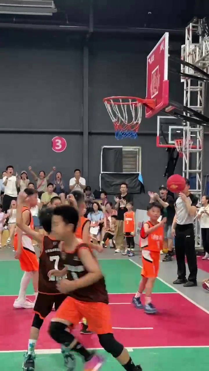 這么小就懂這個套路后生可畏