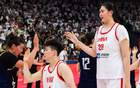 宮魯鳴：張子宇體重300斤如姚明，18歲中鋒場上一摔驚人。