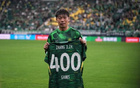 大TIFO、紀念球衣、張稀哲進球，完美安排。