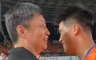 于遠偉祝泰山B隊小將快速成才，助山東足球。
