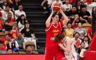中國(guó)女籃三巨頭連勝，張子宇2米26無解，韓旭穩(wěn)定，狂轟53+20！