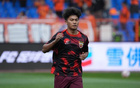 青春風暴，蒯紀聞、李新翔合造兩球，海港三連勝，爭冠不止步。