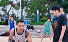 山東隊威海集訓，六點海邊拉練，陶漢林受邱彪指導。